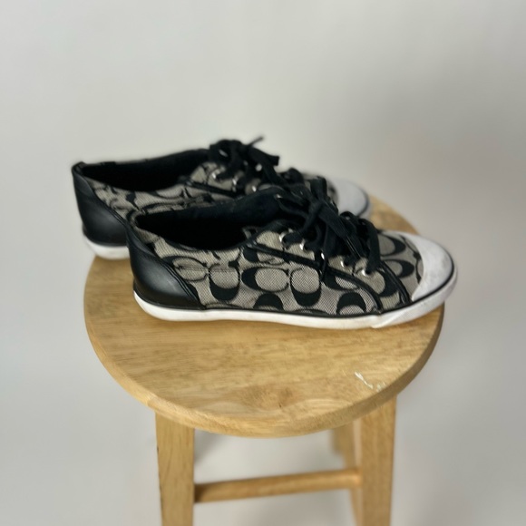 ⭐️SALE⭐️ Coach Sneakers - Picture 5 of 8
